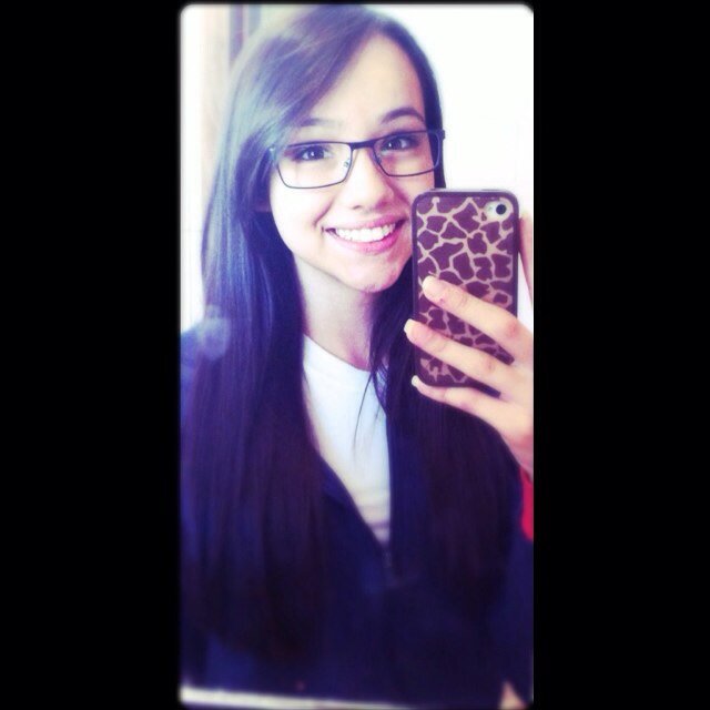 Obrigada por me fazer feliz só por existir, eu te amo muito @Fiuk
Amo a @monahra_