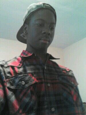 Name is Derrick Smalls. I from charleston South carolina. I just work trying  to make money to survive in this world. Any more info hit me up??