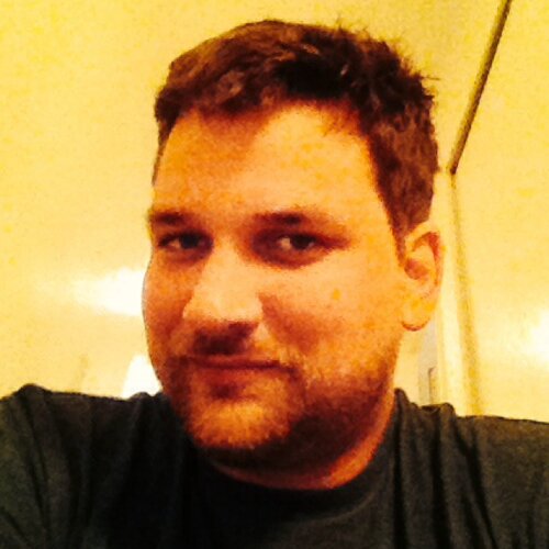 I am a freelance writer and editor based out of Victoria, BC. I am the Editor-in-Chief for @analoguemag and a regular contributor to Exclaim!, Beatroute and CVV