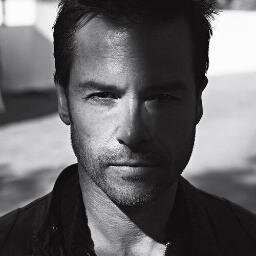 A rich beast of a genius who was once left on a rooftop. I belong to my genius @TonyTheMechanic [#MarvelRP 18+] #ExtremisBeast #Starkian #SextremisFamily