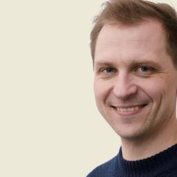 Love to talk about: NGO's - Online Fundrasing - Membership - Responsmarketing - Skriver på dansk. CEO Graae Fundraising