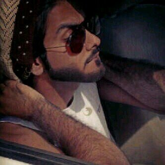 ​ َ/Ɔ ♫♡..  

 مؤلمَ أنَ تفّكر بكثره وتختَم 
تفكَيرک بٌ ضّحكَةِ فَاقِد اَلأمّل ♡̷̷̷♡̷̷̷