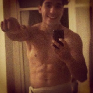 Abdel_zizo's profile picture. ♥ Am Abdelaziz Ou Zizoo♥From Maroco I Hàve 20years Old So Welcoom To My Twitter.
I♥WorKout__♥Bar_Brothers♥