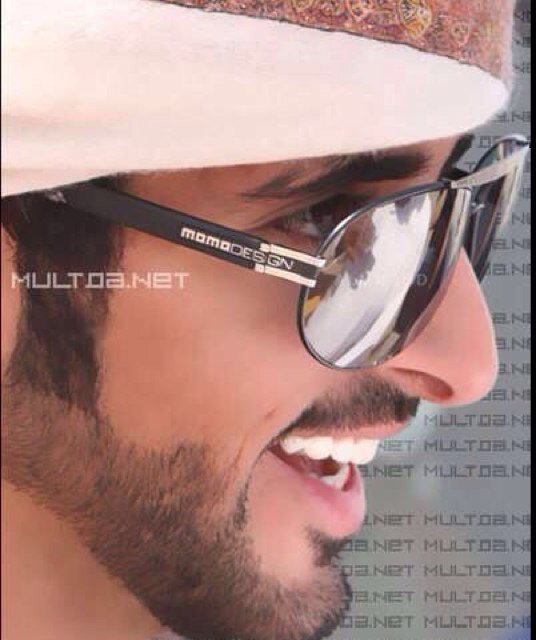 حساب متنوع ليس كل ما اكتبه تحت إسمي دائما ترجمة لأحاسيسي وليس ما أرسله حكايه عن واقعي، إنما هي كلمات راقت لي وقد يحتاجها غيري ...