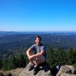 Entrepreneur & huge believer in living life to its fullest!