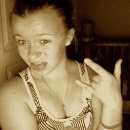 ~Music lover   ~hates liars  ~Loves smiles