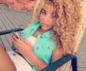 [D'metria Da sister] [Maria my Beatfrann]…lol and Drake said No new friends BFN oh BTW I'm {Single}  ^_^