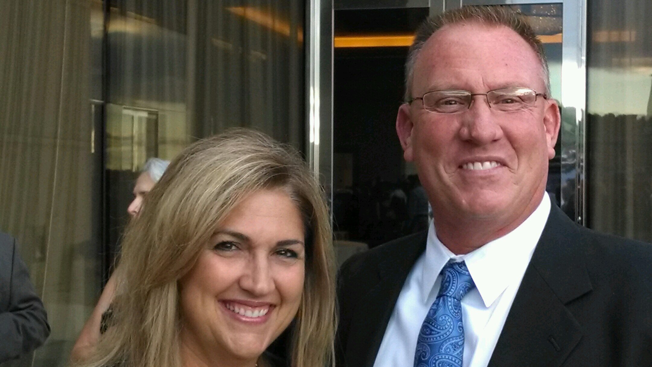 Cincygirl3boys's profile picture. Eastside Cincinnati Mom of 3 Boys, Black Lab Mama, Greg's better half, and friend to some saucy ladies :)