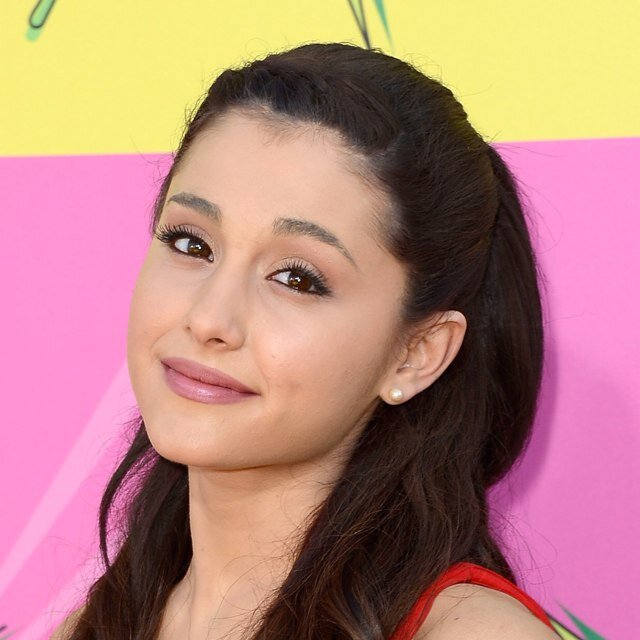 Hiii babes! Im Ariana call me Ari. Xx Im a sweetie! Just be nice to me and I will be nice back! Xx |Single|Straight|Rp|