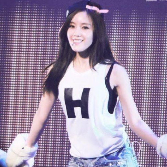 ` ↷ ✩ — Verified Roleplayer @paperstarsrp┊Hyomin of T-ara ┊#89liner┊Buy my love with Fruit teaa. ✩