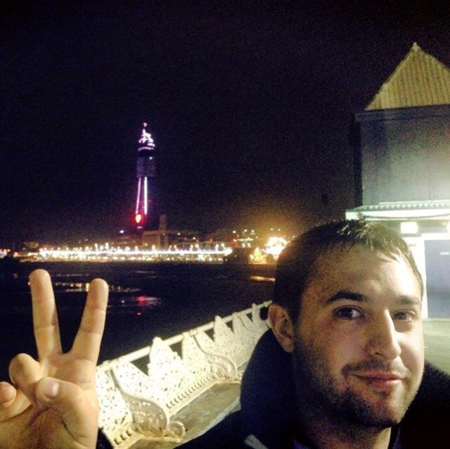 JonnyFletcher's profile picture. I need to think if something new for here...