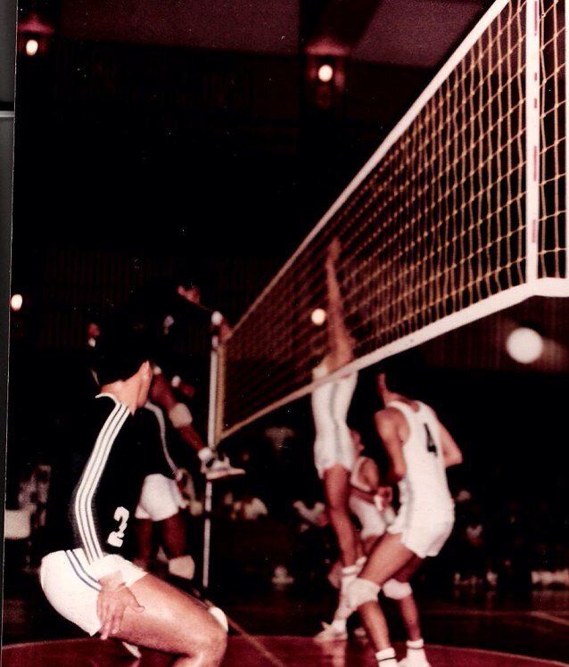 nelsonmauro's profile picture. Depois de uma aventura na África, estou de volta com tudo.