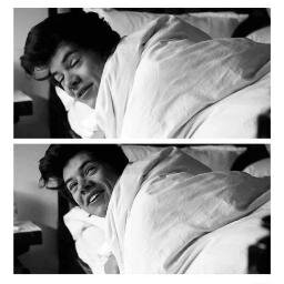 Hi ! I'm Directioner ♥∞ ! YO amo a mis 5 chicos de las escaleras ♥ Follow me and follow back :)!