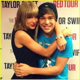 Mahomie and Swiftie. Austin & Tay will forever be my life. ♥ lovelovelove ♥ Seeing Austin on October 30th xo March.7.2012&January.31.13 ox