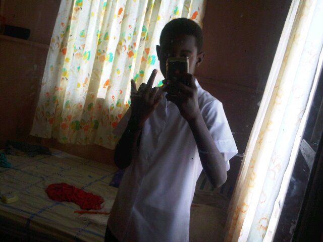 symbol_12's profile picture. Damn these bitches love me