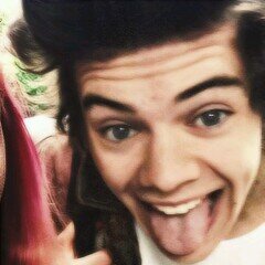 1D | UJ | MIKA | Ari | me sigam no outro fc @dorgas_do_melik                     n sao 4 gays e 1 bi, sao todos gays msmo