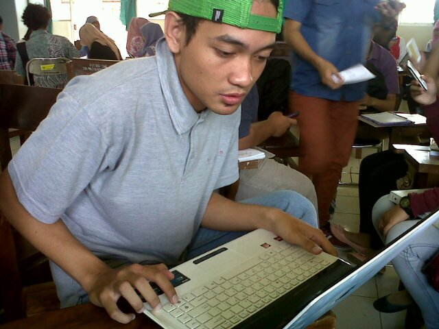 selaalu berpikir positif and berdoa