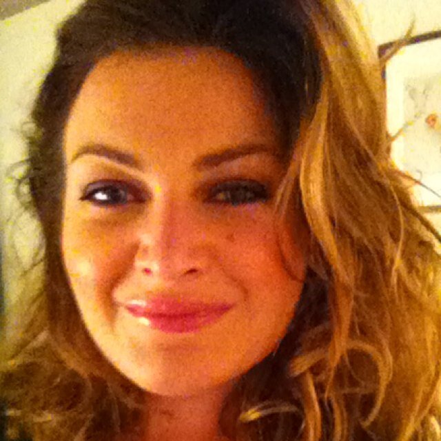 StephanieEspach's profile picture. 