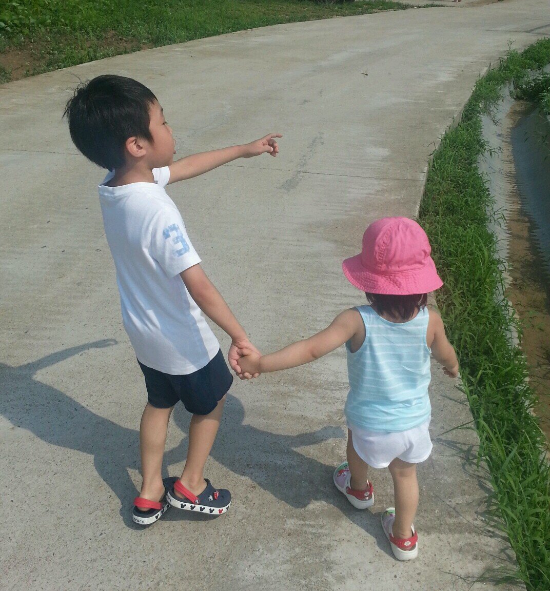SI ERP 분석,설계/컨설턴트/PM,세일즈컨설팅,파일럿테스터,영업활동연구, 현)스마트제조산업협회 SCM/ERP부문 전문강사, 전)국가공인 한국생산성본부 ERP 출제위원, 관심사(4차산업혁명,설명컨설팅,잡학다독,공인경쟁력강화,영업전략연구,미래,자녀교육,사람,실행력,경청,겸손)