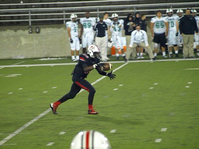 Fwm (567)8686302 mckinley football #16 (taken) team iphone from miami live in canton (HATCHETT: )illdogemN$