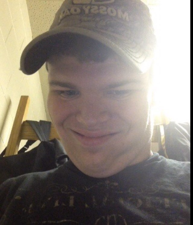 I'm Trysten, 19 and i am a sopomore at cmu right winged dipper