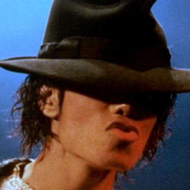 Offthewall_777's profile picture. L.O.V.E.