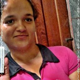 Que sejam poucos que me amem...  mas que me amem verdadeiramente!!
