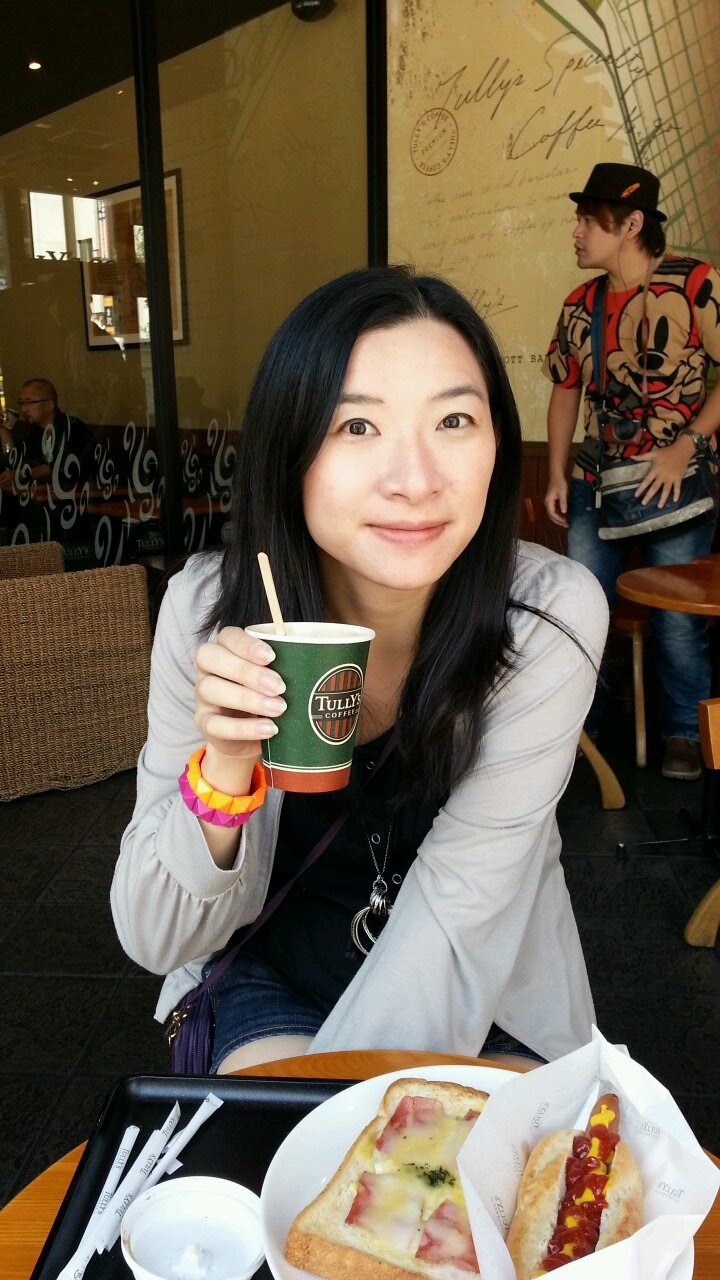 working at promotions department of Harbour City, the largest shopping mall in Hong Kong.