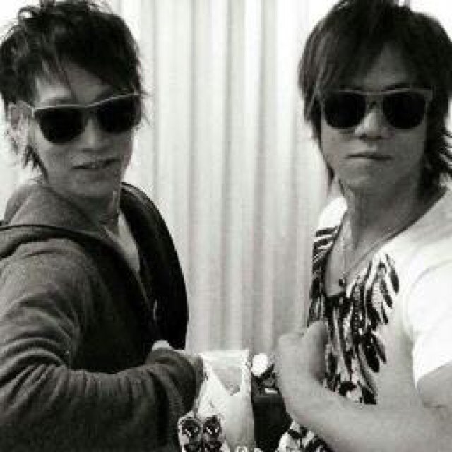 UVERworld大好きで栃木crewです♪ ほかにも、ワンオク、BUMP、とかも。高2男子です！フォローよろしく！