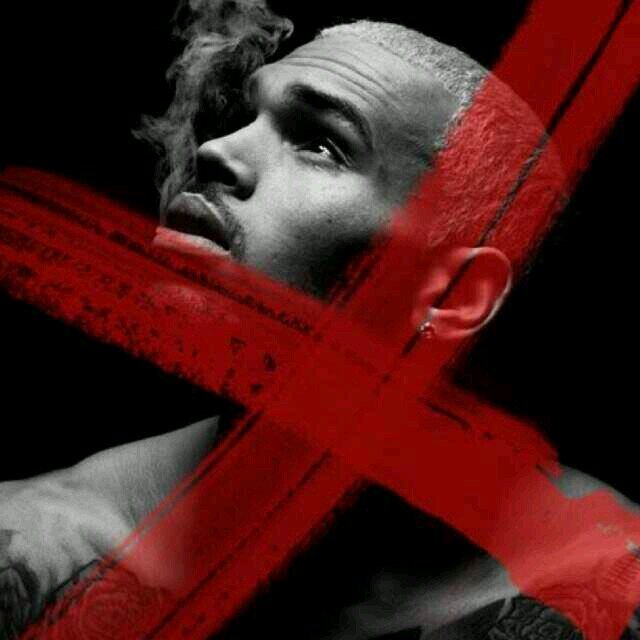 Got my family #TEAMBREEZY..and Navys!! #music #fashion #chrisbrown #Rihanna