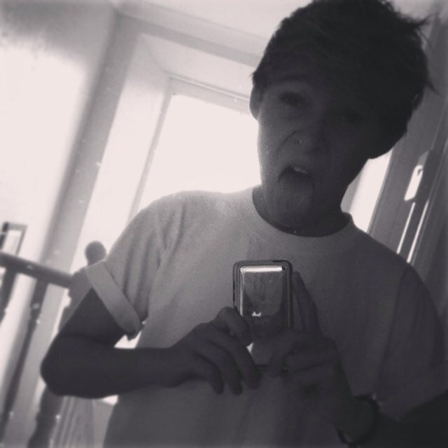 Hi im blake
$w@g