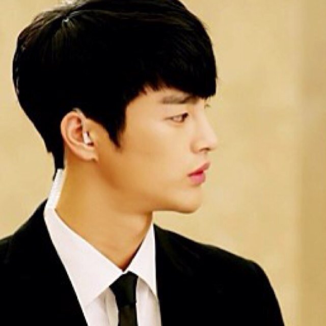 Roleplayer of Korean Singer and Actor, Seo In Guk 서인국 (@sigstyle1023)