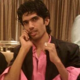 I Am ThE KiNg.... aNd I Am BoRn tO RuLe...
