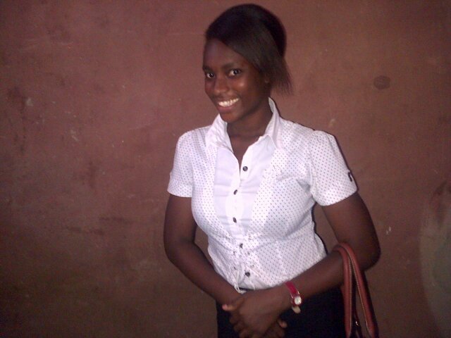 Hilarious,down to earth. D apple of GOD's own eye,potential teacher,always ready to learn new things. Above all,living my life for my creator.