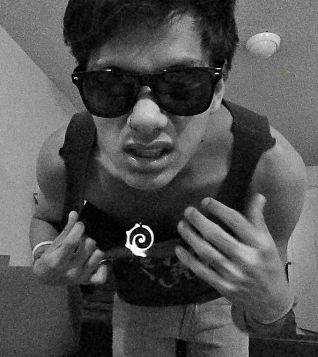 IS LIKE COCAINE IN MI BRAIN.. I´M SO HIGH I´M SO HIGH I´M SO HIGH...