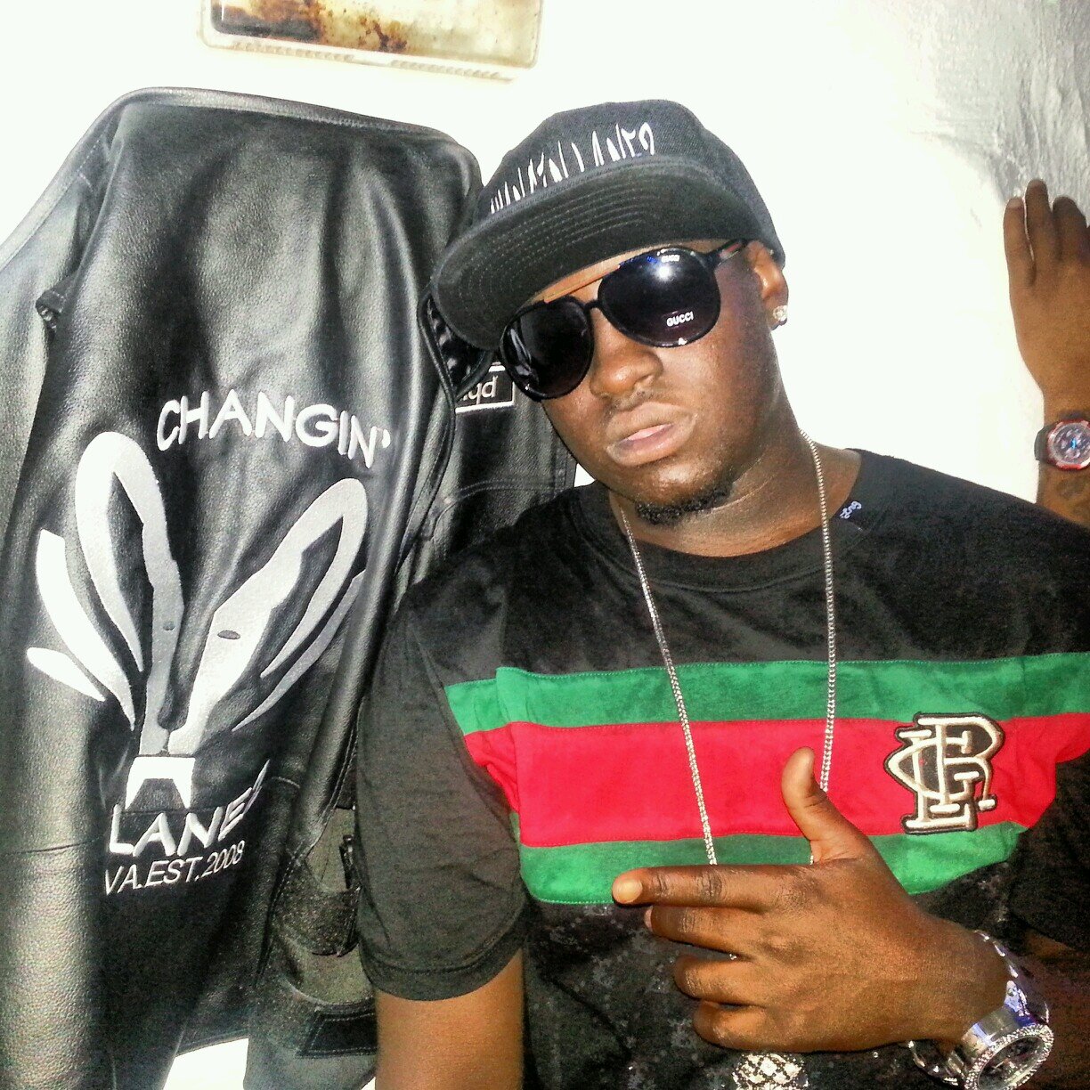CEO of KRUNKENT. song writter producer video editor, paint and body I like to do a lot the more the better follow ya boi and u kno I follow bak