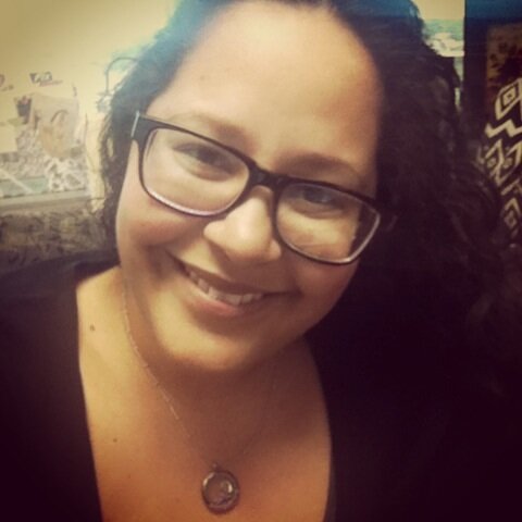♫♥♫• EST. 1983 / Dir. Sales Service - Reach Media/Radio One, Inc. /  aka. @MrsDOECIGAPOM / #HisQueenBORICUA  •♫♥♫