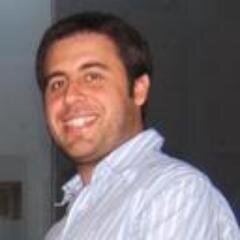 Egresado de Periodismo y Comunicacion Social UNLP. Lector. Trabajo en Prensa y RRPP, y me gusta.