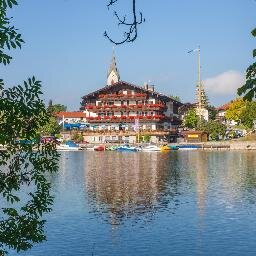 Ihr Ferienspezialist im Chiemgau für Wassersport, Wandern und Radwandern! Direkt am Bayerischen Meer, dort wo der Chiemsee in die romantische Alz fließt.