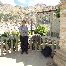 naci en Cerro de Pasco,  realice estudios en la UNDAC soy de profesion administrador, vivo en la ciudad de Huancayo