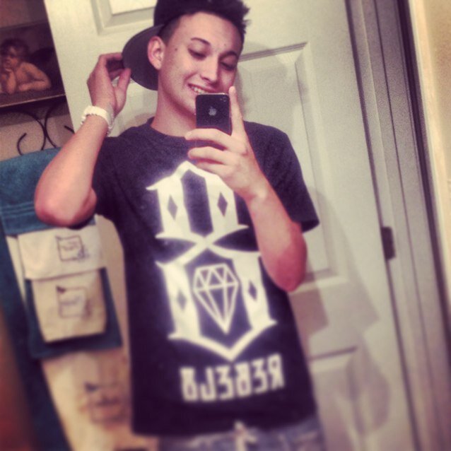#Team$GUAPO$NO Haters!Keep it 100✯#Cancer ♋JUNE 23rd✈! ❝Boii❞ Haha Jus FOLLOW& Ill Do The Same! xD