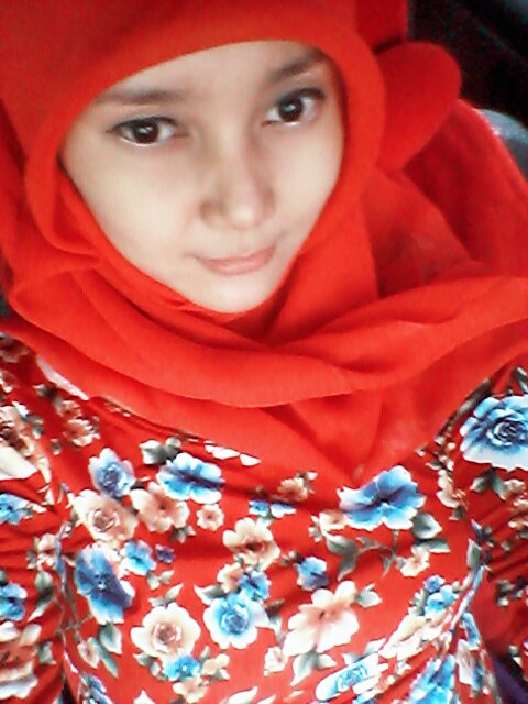 naynaylis's profile picture. Anna uhibuka fillah ~ @rickyadianto ♥