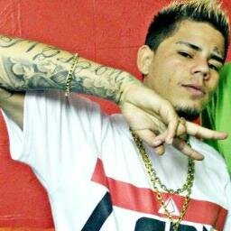 tô aqui só de passagem.. uhuuuu 
@McLon_Oficial ♥