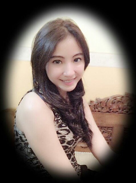 IG : amellelele . Path : amelia anggraeni