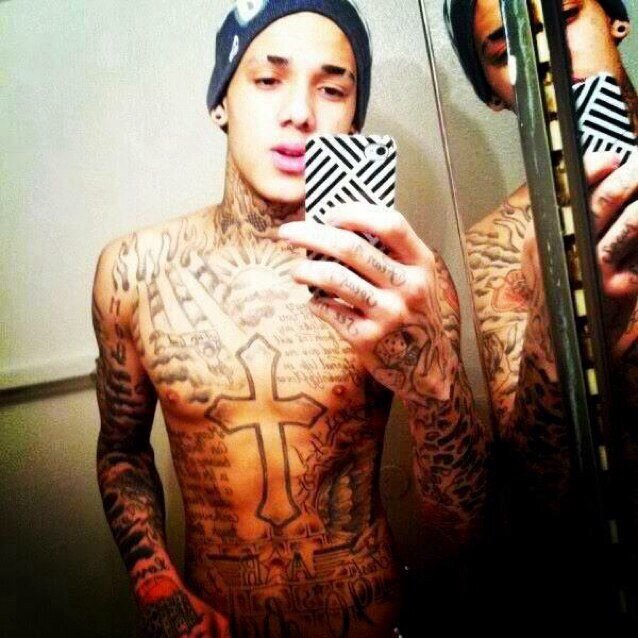Single . 20 . #TeamTatted . #TeamFreak [;