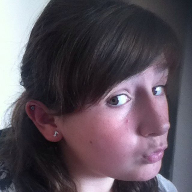 louloudiva12's profile picture. Heyy people! Follow me and I will follow you xxx