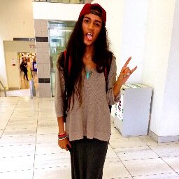 Canada's national Campus Street Style Blog, showcasing the eclectic styles of students and campuses across the country!