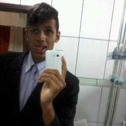 15 anos, estudante e torcedor fiel do Santos!