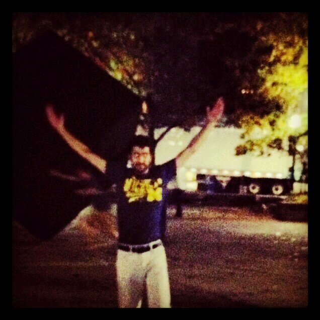 Humza_S's profile picture. Big picture.