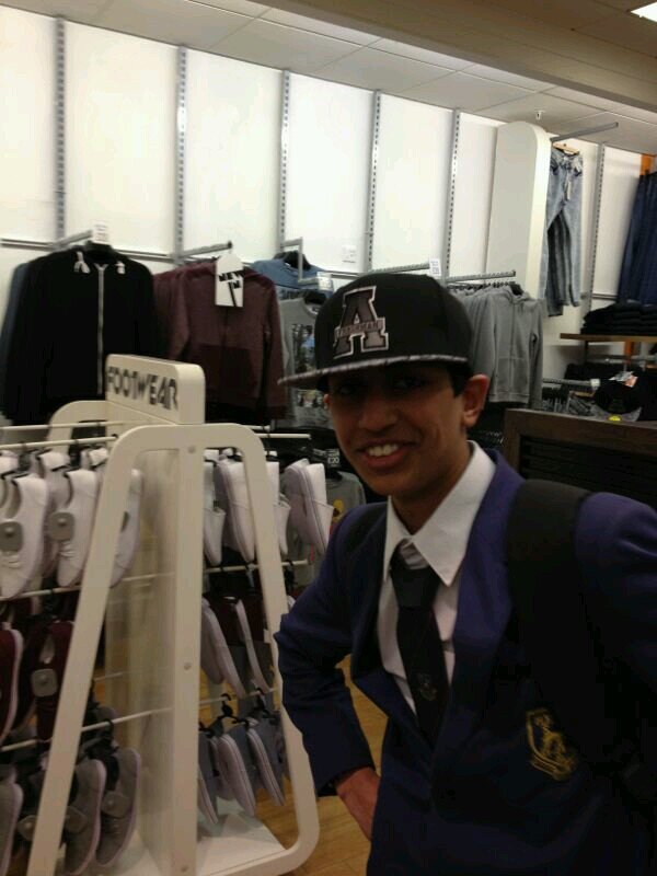 LFC supporter! #SUAREZEATSBAREMAN they call ms the prof, because of my swade pads #denchgang